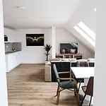Anjelsky 95m Apartment